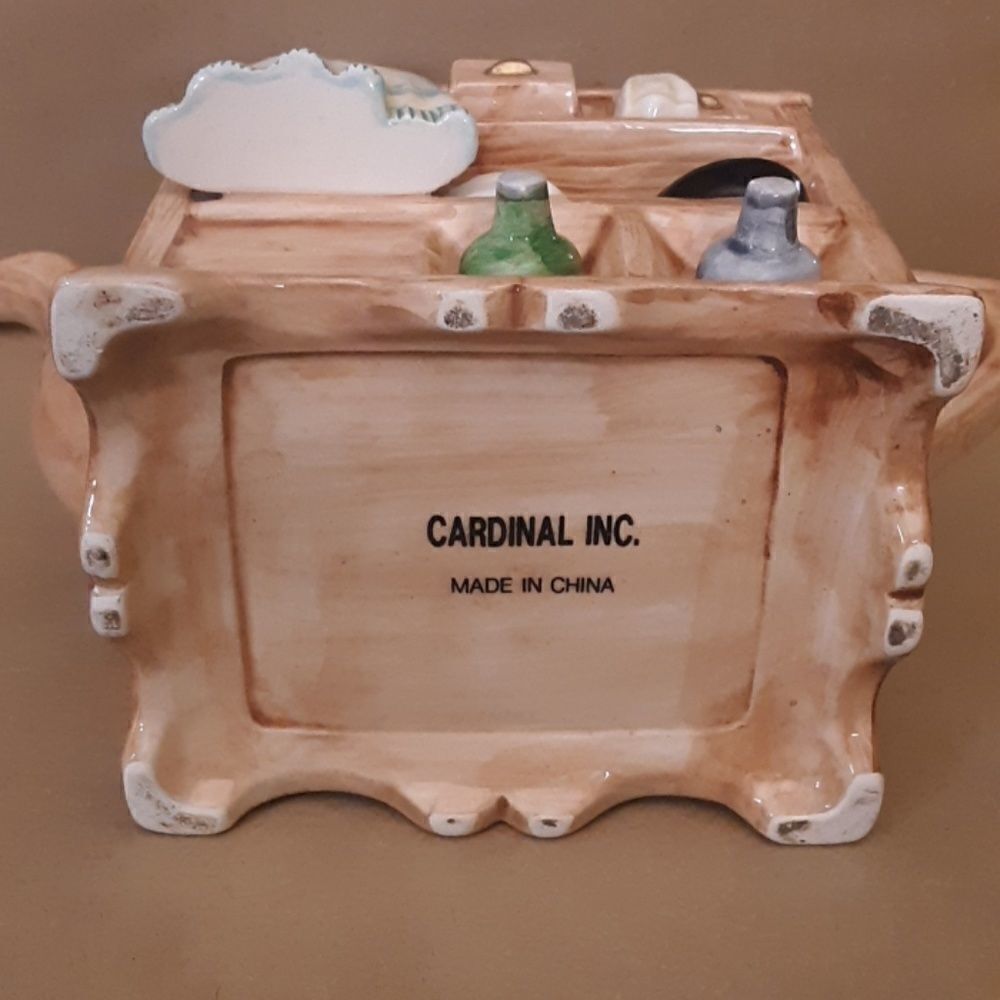 Cardinal Novelty Kitchen Kettle - Picture 7 of 7